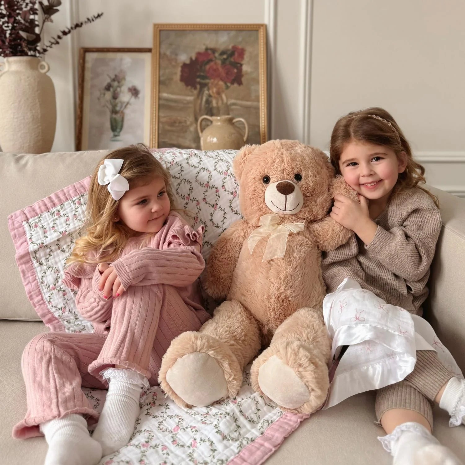 Daisies & Strawberries - Classic Quilt