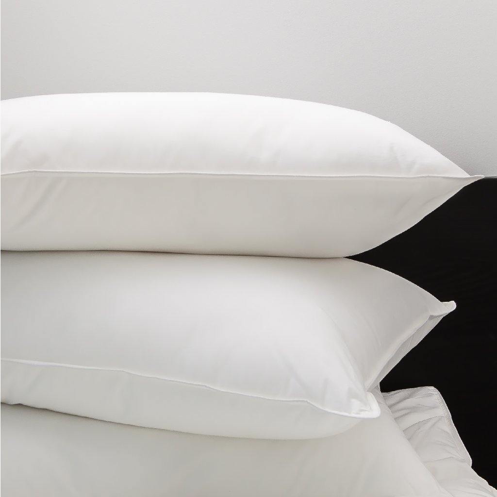 Luksus Essential Pillow by Northern Feather Canada - down and feather hotel pillow
