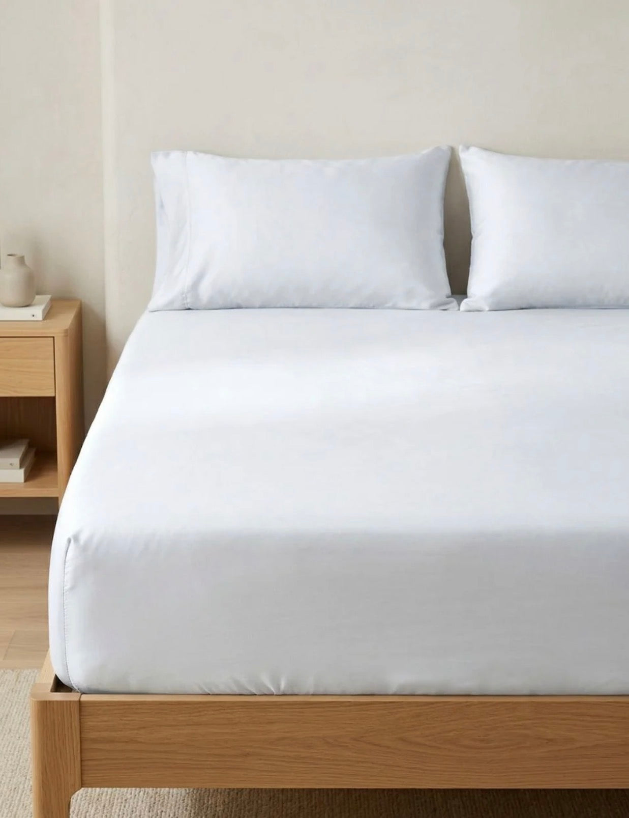 White bamboo fitted sheet 400 thread count Nest Essentials