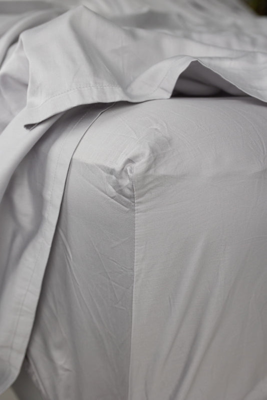 Fitted Sheet 300TC Cotton – MicroChip